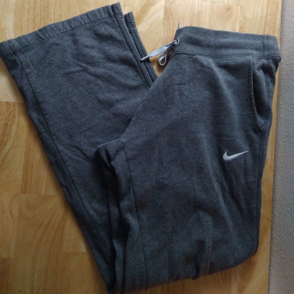 Vintage Y2K Nike Sweat Pants Joggers Trainers